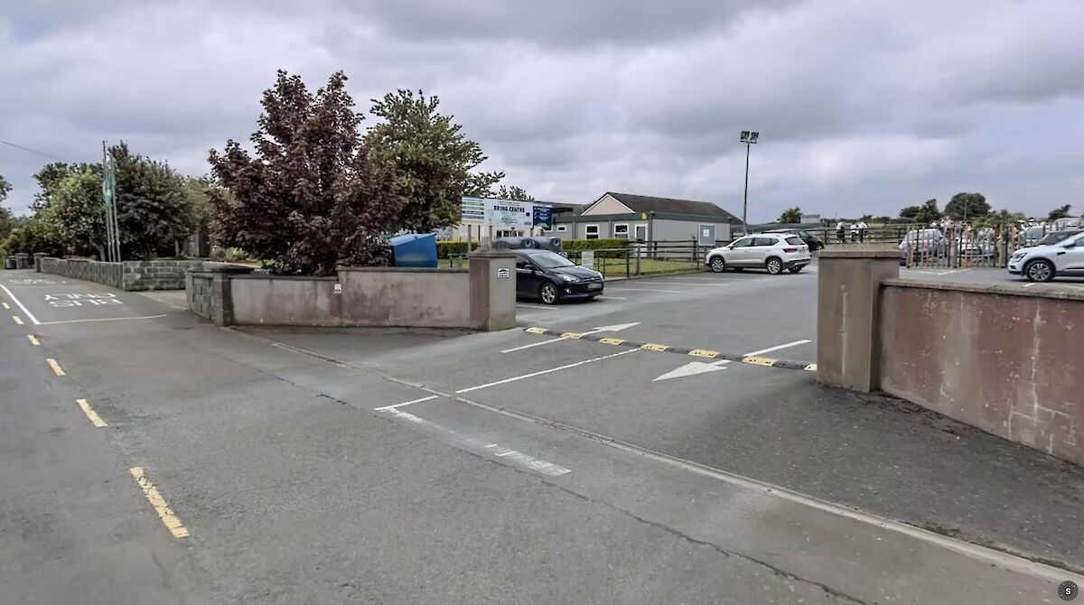 Photo of the school gate